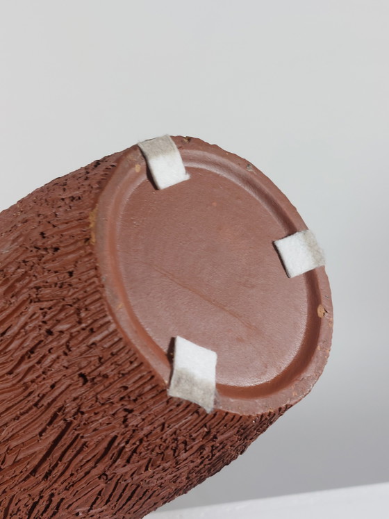 Vintage keramische vaas met sgraffito-decoratie in brutalistische stijl uit het midden van de 20e eeuw. (photo 9 of 10)