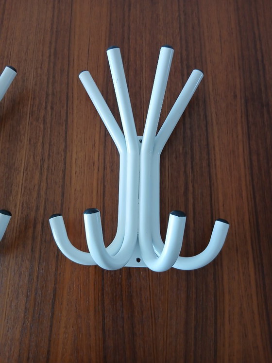 Wall coat rack (2) – 1980s Design – Vintage – Metal (photo 5 of 6)