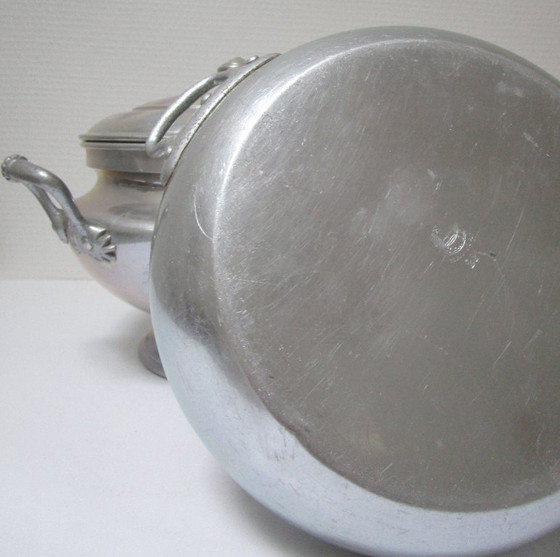 Image 1 of zwei Tournus-Suppenterrinen aus Aluminium, Mitte des 20. Jahrhunderts