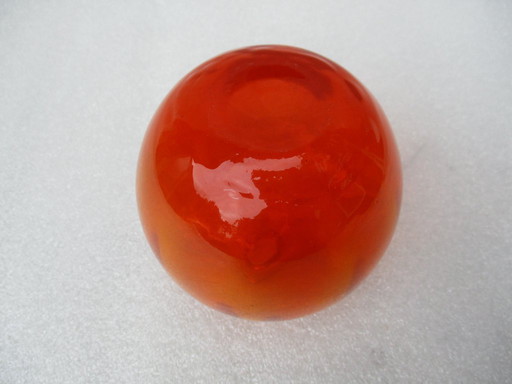 A.D. Copier, Glass orange vase "Beatrix," 1938 Glass Factory Leerdam.