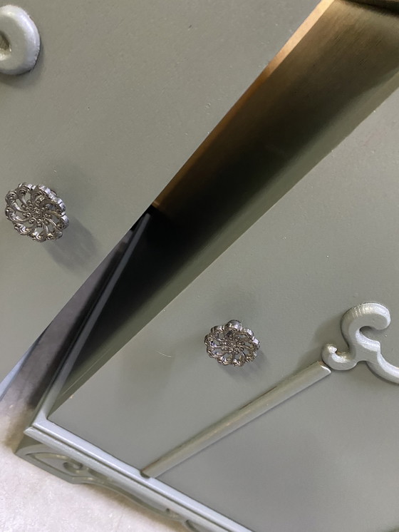 Image 1 of Vintage nachtkastjes