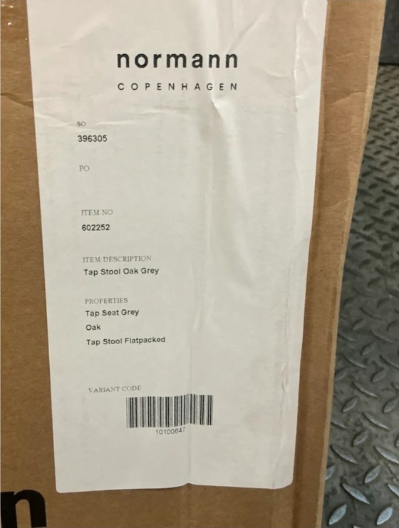 Image 1 of Normann Barhocker, Eiche grau (neu), Preis pro Stück
