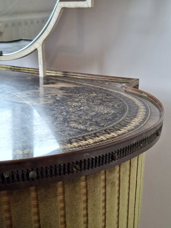 Image 1 of Louis XVI kaptafel en stoel