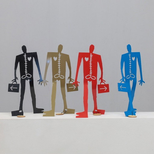 Conjunto de 4 esculturas metálicas “Coeneman” de Coen Blankwaard, Países Bajos, década de 2000.