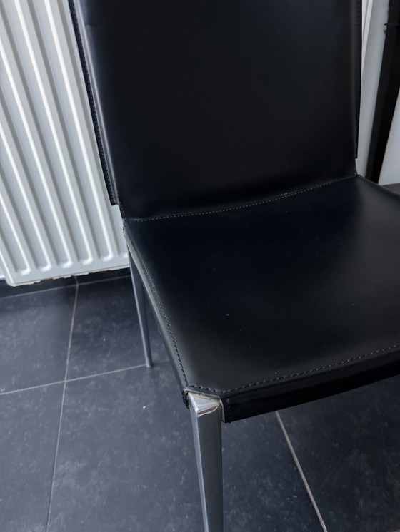 Image 1 of Tavolo da pranzo di design Bonaldo con 6 sedie in pelle Lia di Zanotta