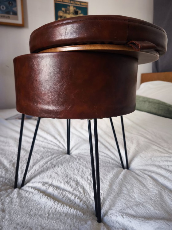 Image 1 of Tavolino/sgabello/comodino vintage anni '90 in stile retrò