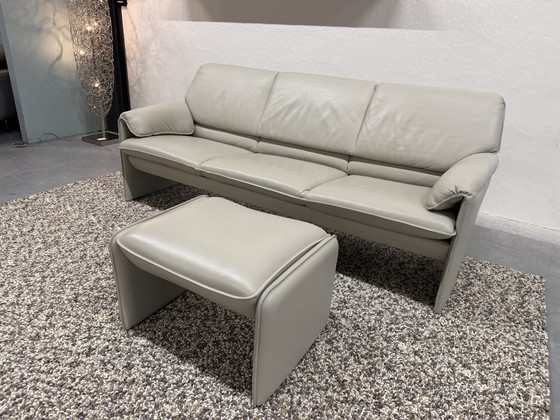 Image 1 of Leolux Bora Beta Sofa 3 Seater with Ottoman Wapiti Chuchubi Leather
