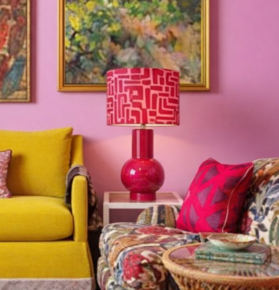 Image 1 of Abat-jour rose design à imprimé rouge