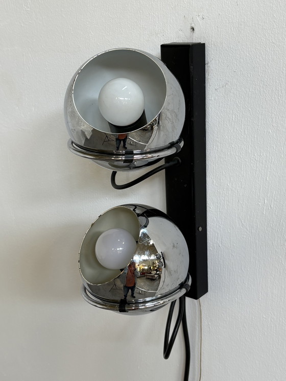 Image 1 of 2 lampes à eau Vintage Chroom Spaceage Eyeball Wandlampen Raak Globe