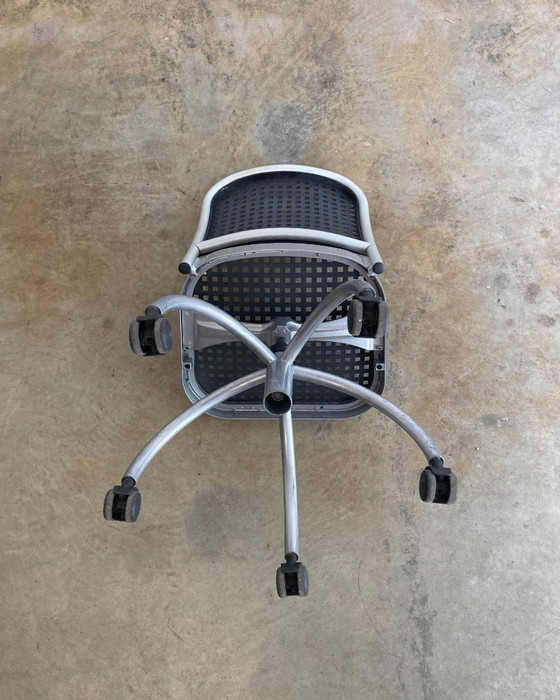 2x De Padova design chairs with wheels by Vico Magistretti, Office chairs, Metal, Plastic, Black, Modern (photo 4 of 13)