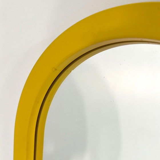 Specchio con Cornice Gialla di Anna Castelli Ferrieri per Kartell, anni '80 – Vetro, Plastica (photo 4 of 7)