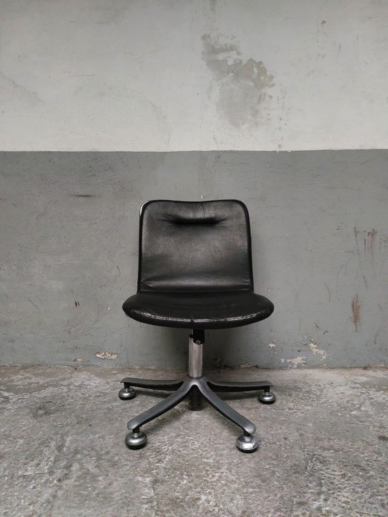 Image 1 of 2 sedie da scrivania Swissform in cromo e pelle nera di Sitag, anni '70