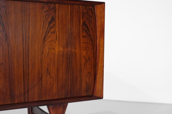 Dressoir ontworpen door Henning Kjaernulf voor Bruno Hansen, Denemarken, jaren 60. – Vitrinekasten, Wood (photo 11 of 20)