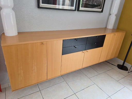 Interstar dressoir (hangend) in zeer goede staat