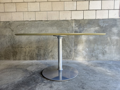 Mesa de comedor de diseño ovalado Artifort, diseñada por Pierre Paulin – eettafels, Wood (photo 2 of 9)