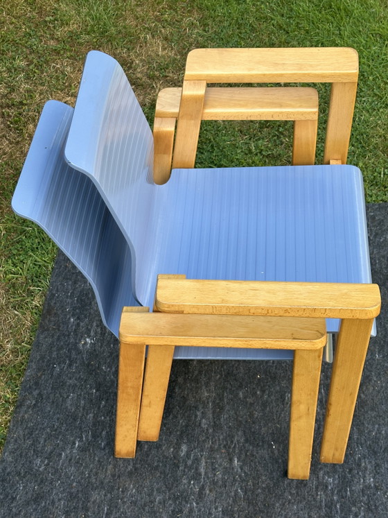 Wilkhahn - Stapelbare stoelen van beukenhout en multiplex – Eetkamerstoelen, Wood (photo 6 of 15)