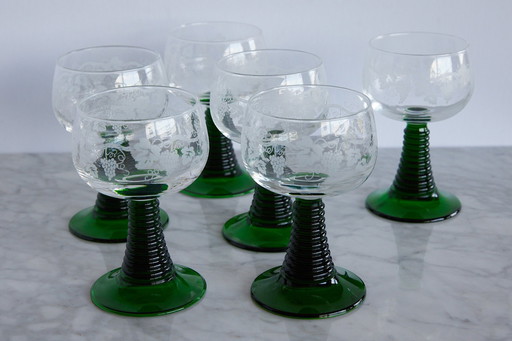 6x Luminarc White Wine Glasses