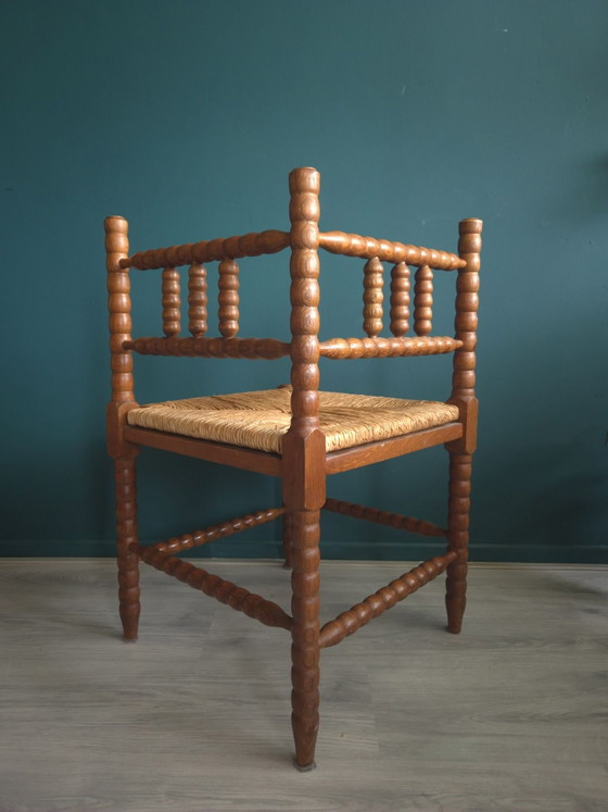 Vintage Bobbin corner chair | Wood/rattan | Rush seat, Dining chairs, Brown (photo 4 of 6)