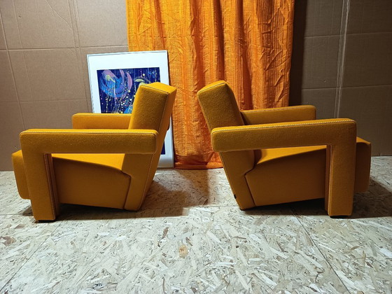 Image 1 of CASSINA Paire de fauteuils Utrecht 637 NEUF 2026 en laine KVARD Moutarde par Gerrit Rietveld