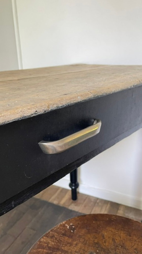 Antiker Schreibtisch im Louis Philippe Stil – Wood (photo 24 of 43)