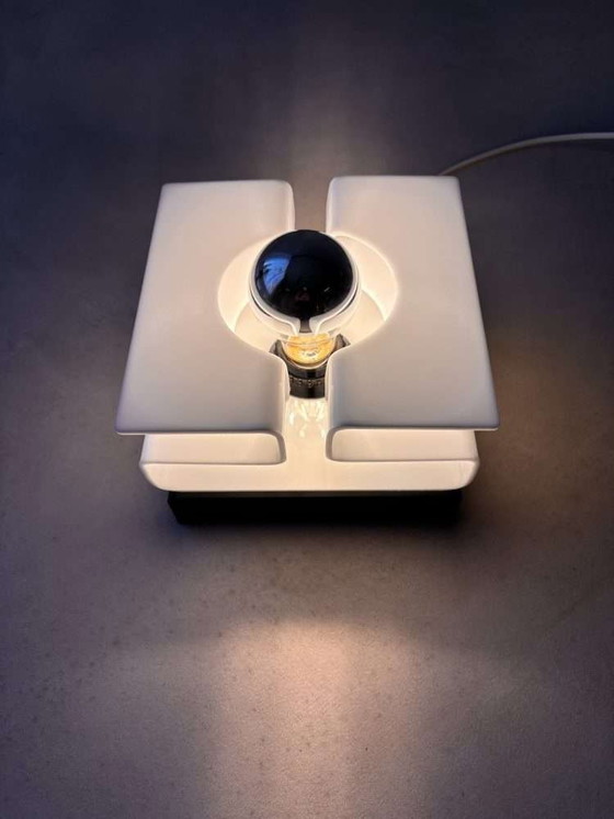 Image 1 of Lampada da parete spaziale in plexiglass anni '70