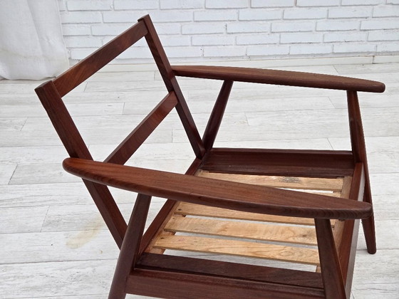 Image 1 of Fauteuil danois des années 1970, bois de teck, tissu d'ameublement en laine.