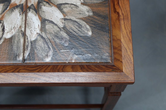 Image 1 of Mesas nido danesas de mediados de siglo, década de 1960, con tableros de azulejos