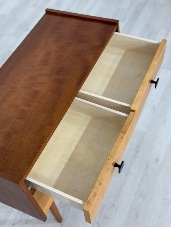 Image 1 of Cassettiera di metà secolo Armadio da corridoio Armadio vintage