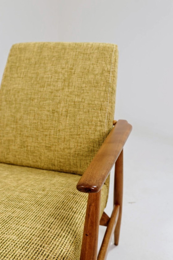 Image 1 of Poltrona vintage verde oliva, design moderno, anni '70