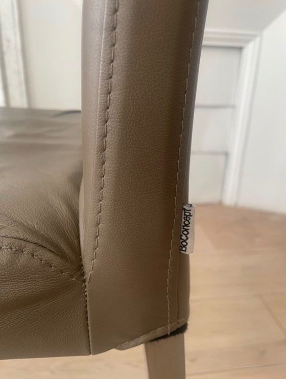 BoConcept Stühle aus taupefarbenem Leder – Esszimmerstühle (photo 4 of 6)
