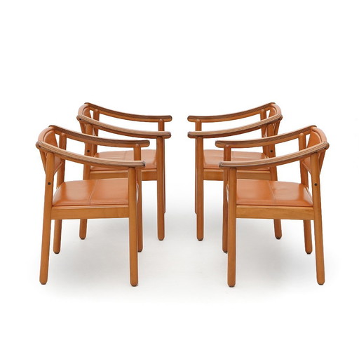 4 Chaises en bois et en cuir, années 70