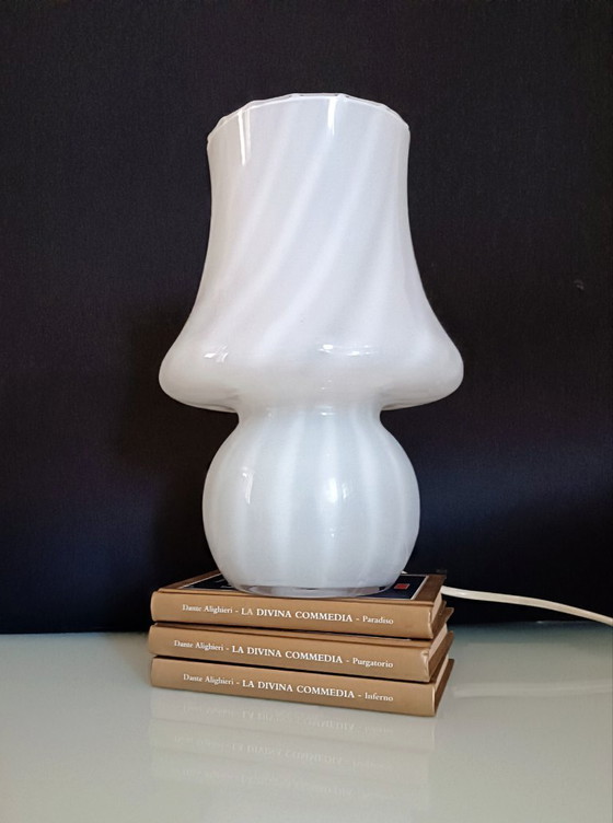 Image 1 of MURANO Vintage "Fungo" Bedside Lamp in Swirl Layered Glass - Mid-Century - Handmade - Made in Italy - Perfect