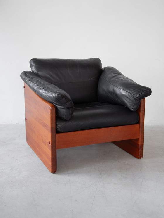 Image 1 of A. Mikael Laursen & Søn, Moderne Brutalistische stoel van massief teakhout