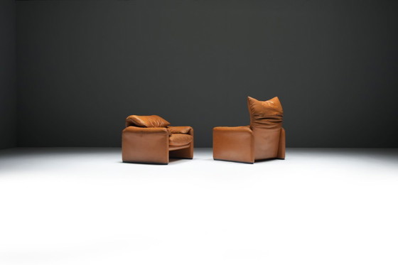 Image 1 of Stunning cognac leather Maralunga lounge chairs by Vico Magistretti for Cassina