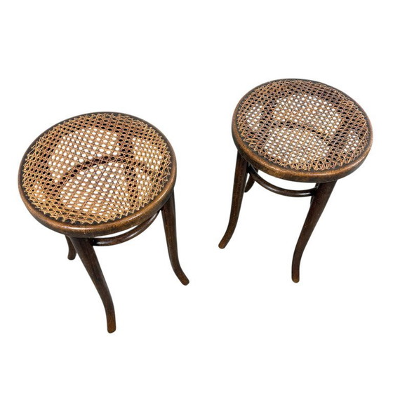 Image 1 of Set di due sgabelli antichi Thonet con cinghie elastiche