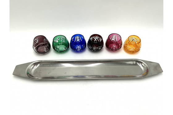 Image 1 of Caraffa di cristallo con bicchieri colorati, Polonia, anni '60