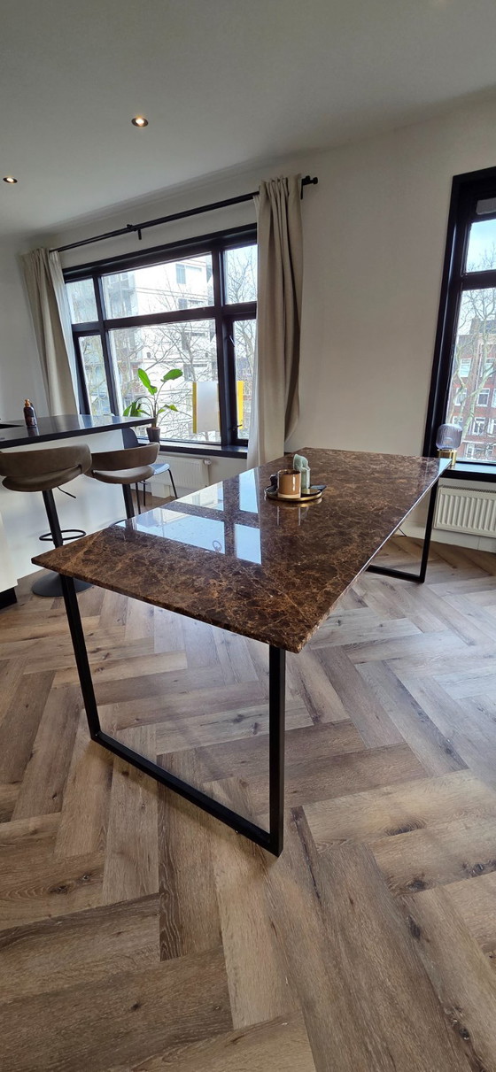 Image 1 of Marble dining table – Aimé Té (Dark Emperador brown).