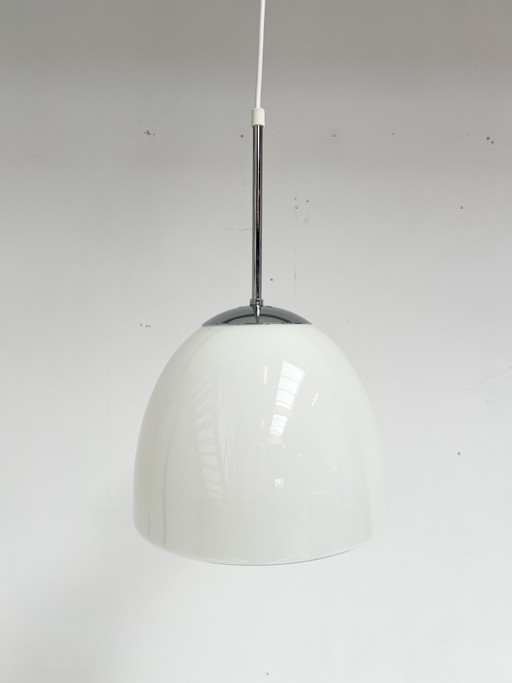 Lampada da soffitto Delta in vetro opalino di Louis Poulsen, anni '60