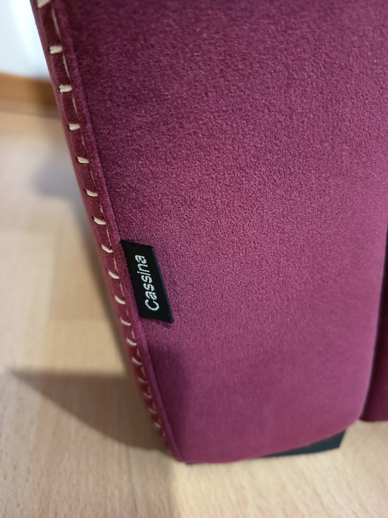 Image 1 of CASSINA 2X Poltrone 637 UTRECHT  (NUOVE MAI USATE) in Velluto 13L Ortigia/Plum con Cuciture in filo Naturale a punta Cavallo
