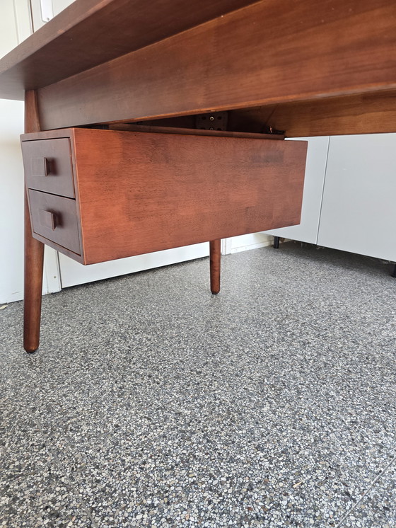 Image 1 of Massief houten bureau 160 x 80 x 72 cm, Deens vintage look