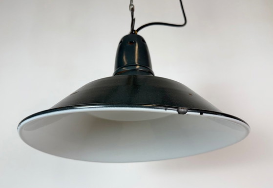 Industrial French Black Enamel Factory Pendant Lamp, 1960s – Iron (photo 8 of 17)