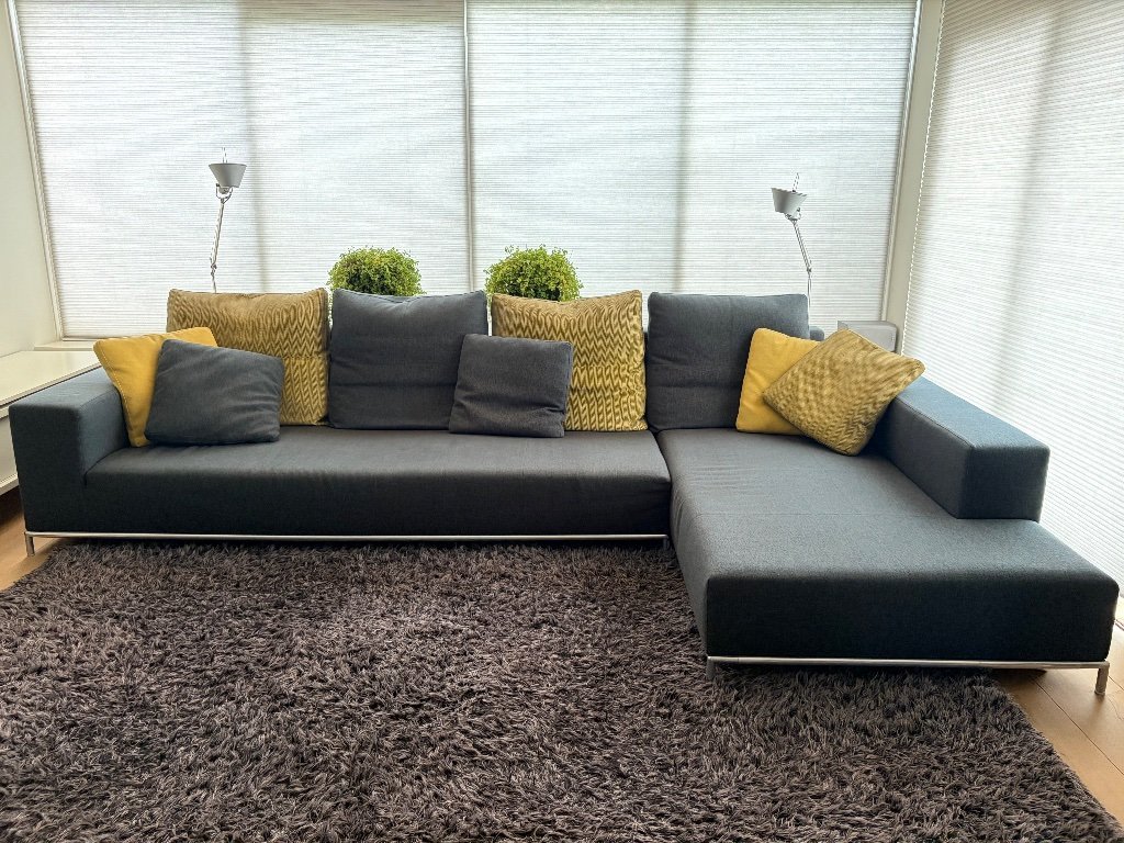 corner sofa/ chaise longue B&B Italia George | €1,000 | Whoppah