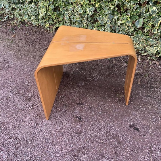 Image 1 of Skandinavischer trapezförmiger Beistelltisch
