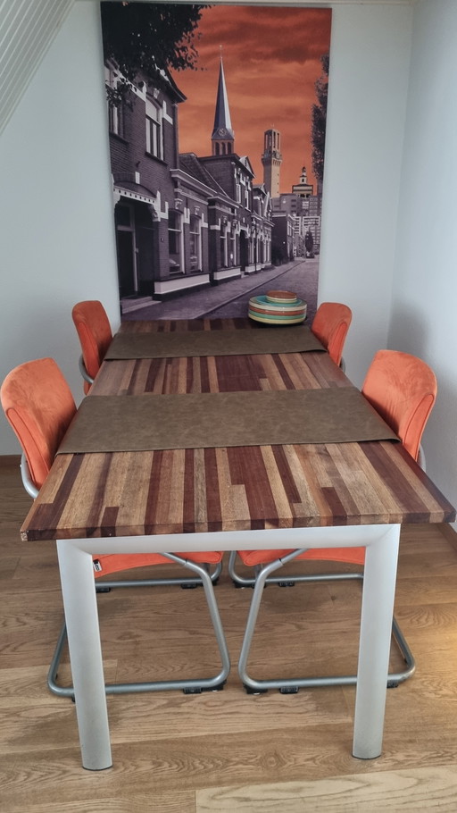 Eethoek met 4 stoelen 