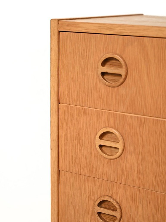 Image 1 of Eikenhouten ladekast van Arne Wahl Iversen