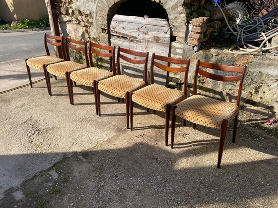 Image 1 of Set van 6 vintage Scandinavische stoelen uit de jaren 50 in palissanderhout.
