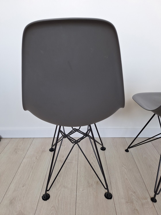 Image 1 of 2 Vitra Eames DSR