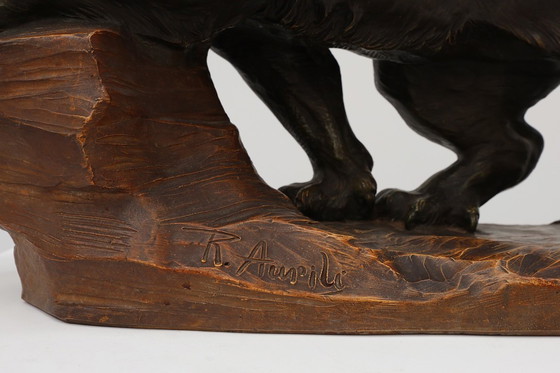 Image 1 of Grande statua in terracotta patinata raffigurante un leone, firmata Richard Aurili (1834–1914), Italia