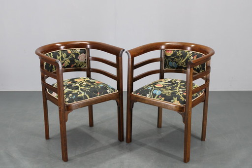 1930s Pair of Restored Thonet Armchairs, Czechoslovakia