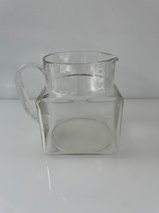 Image 1 of Jarra de cristal de diseño, forma cúbica, 1,5 L, soplada a mano.